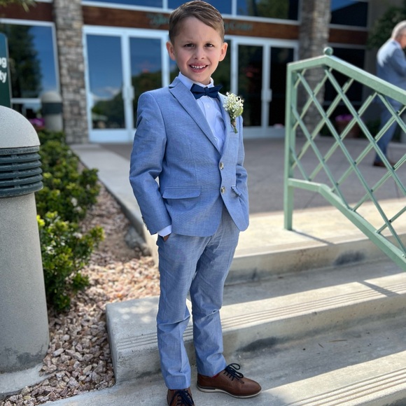 Meet your Posher, Josh - Picture 3 of 10